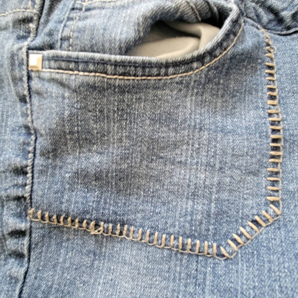 Women L.E.I. Ashley Low rise Junior Jeans Size 13 Stitched pockets Straight Leg - Picture 7 of 11